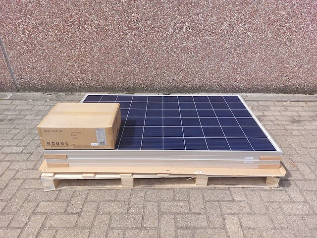 Set van 4 akcome sk6610p-275 zonnepanelen en 1 saj 1.0 omvormer - afbeelding 1 van  11