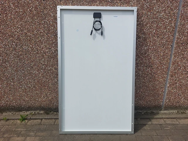 Set van 4 akcome sk6610p-275 zonnepanelen en 1 saj 1.0 omvormer - afbeelding 6 van  11