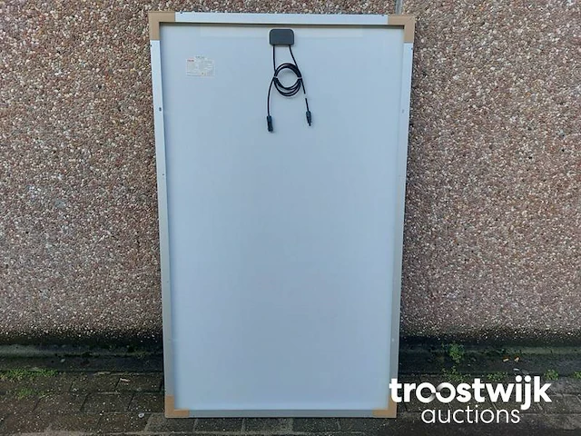 Set van 4 csun 285-60p zonnepanelen en 1 saj 1.0 omvormer - afbeelding 6 van  11
