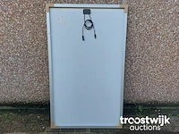 Set van 4 csun 285-60p zonnepanelen en 1 saj 1.0 omvormer - afbeelding 6 van  11