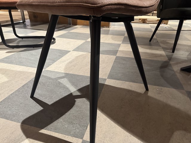 Set van 4 eetkamerstoelen, bruin microvezelstof, zwart metalen poten - afbeelding 4 van  5