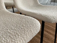 Set van 4 eetkamerstoelen in wit bouclé wit / zwart - afbeelding 5 van  6