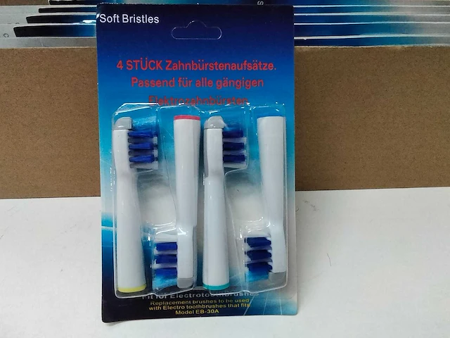 Set van 4 opzetborstels. (45x) - afbeelding 3 van  5