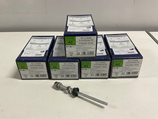 Set van 50 ibc topfix2000 rvs zelfdraadsnijdende stokbouten tbv zonnepanelen (8/m10x100/50) - afbeelding 1 van  4
