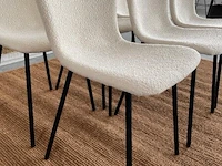 Set van 6 eetkamerstoelen in wit bouclé wit / zwart - afbeelding 4 van  7