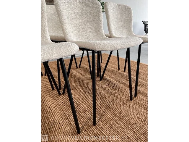 Set van 6 eetkamerstoelen in wit bouclé wit / zwart - afbeelding 7 van  7