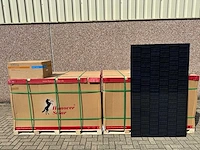 Set van 60 full black (345 wp) zonnepanelen en 1 sungrow 20k omvormer (3-fase)