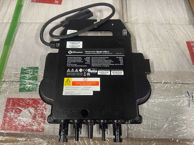Set van 8 ap systems - ds3-l - micro-omvormers - afbeelding 1 van  4