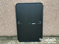 Set van 8 full black (410 wp) zonnepanelen en 1 blaupunkt bps-v01-03.0 omvormer (1-fase) - afbeelding 6 van  11
