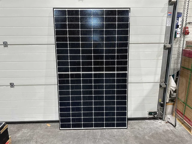 Set van 8 zonnepanelen (370 wp) met solax 3.0 kw omvormer - afbeelding 2 van  7