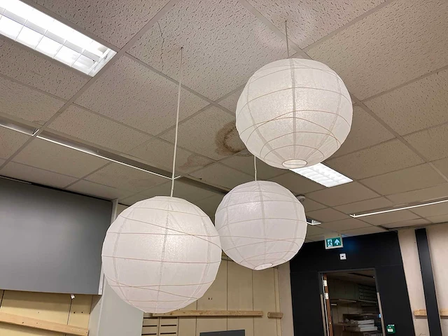 Set van drie noguchi lampen van rijstpapier (2x) - afbeelding 1 van  3