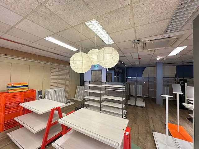 Set van drie noguchi lampen van rijstpapier - afbeelding 2 van  3