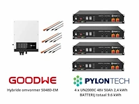 Set van goodwe 5048d-em hybride omvormer en 4x pylontech 2,4 kwh batterij t.b.v. opslag energie (totaal 9,6 kwh) - afbeelding 1 van  11