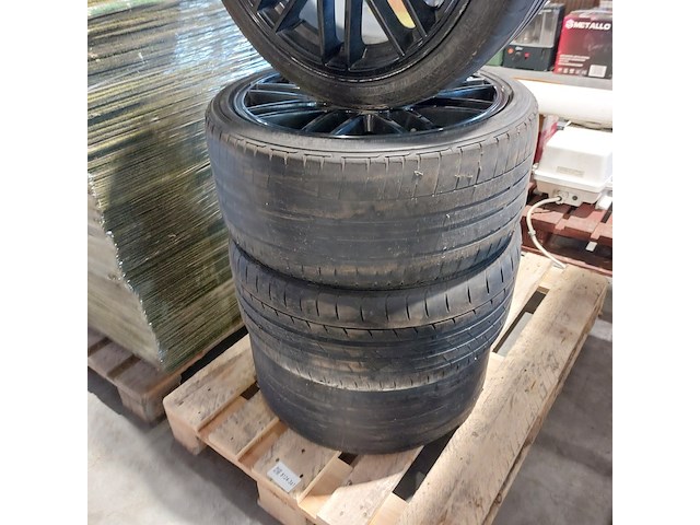 Set velgen met band asa en continental, 18 inch - afbeelding 5 van  5