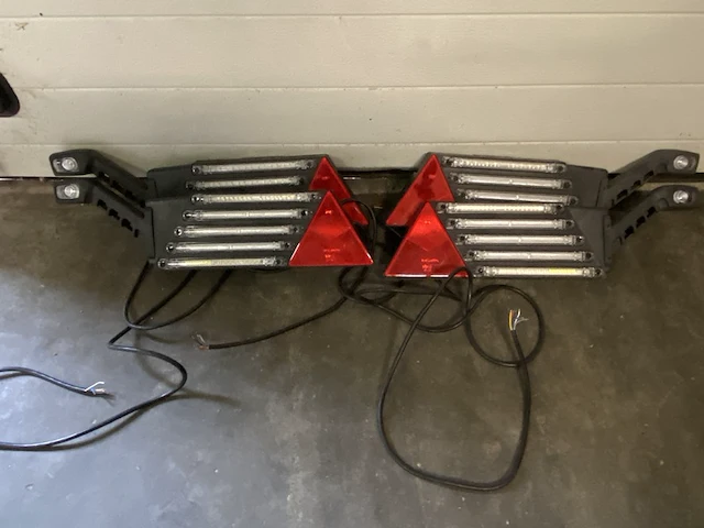 Set vrachtwagen verlichting achterzijde - afbeelding 4 van  7