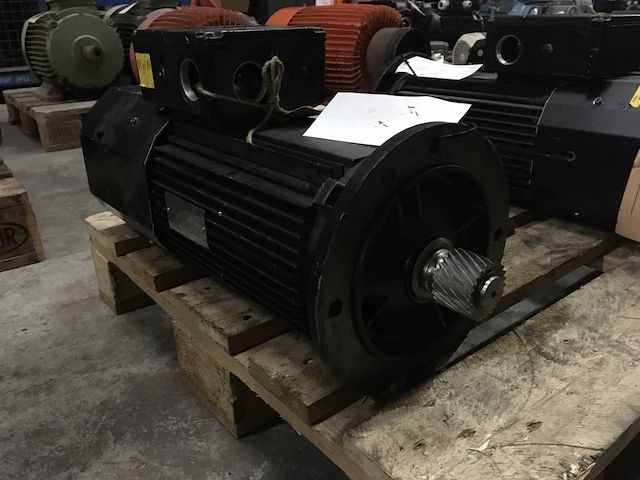 Sew eurodrive dc-motor - afbeelding 1 van  8