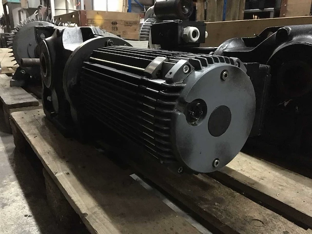 Sew eurodrive dc motorreductoren - afbeelding 2 van  5