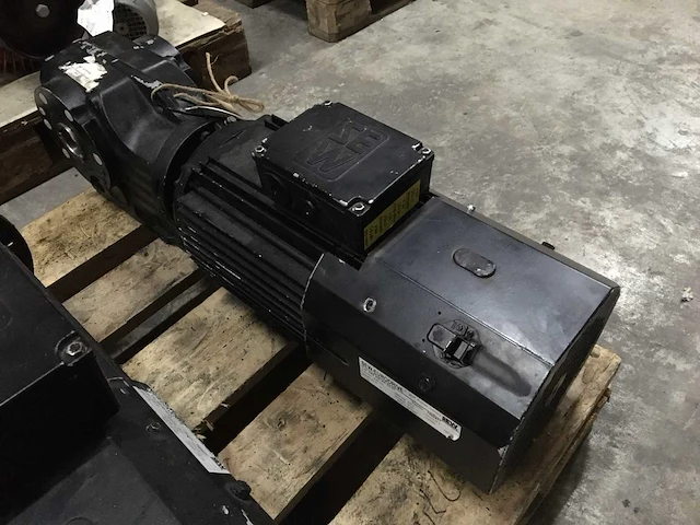 Sew eurodrive dc motorreductoren - afbeelding 2 van  6