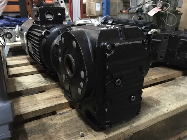 Sew eurodrive dc motorreductoren - afbeelding 1 van  7