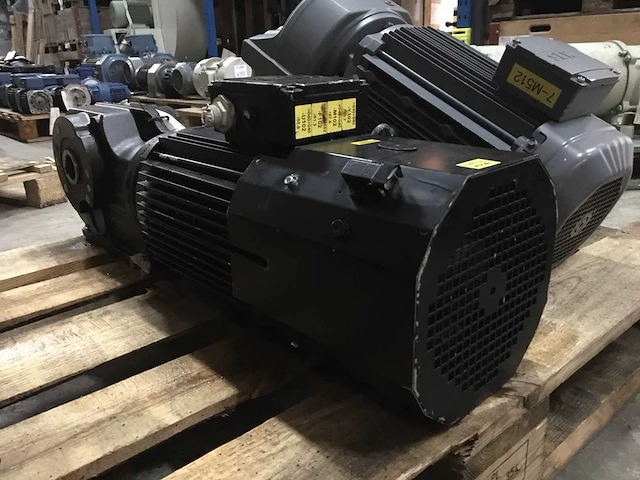 Sew eurodrive dc motorreductoren - afbeelding 2 van  7
