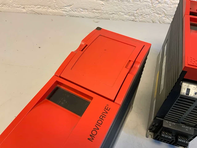 Sew eurodrive mds60a0015-5a3-4-00 inverter (2x) - afbeelding 23 van  24