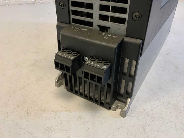 Sew eurodrive mds60a0015-5a3-4-00 inverter - afbeelding 10 van  13