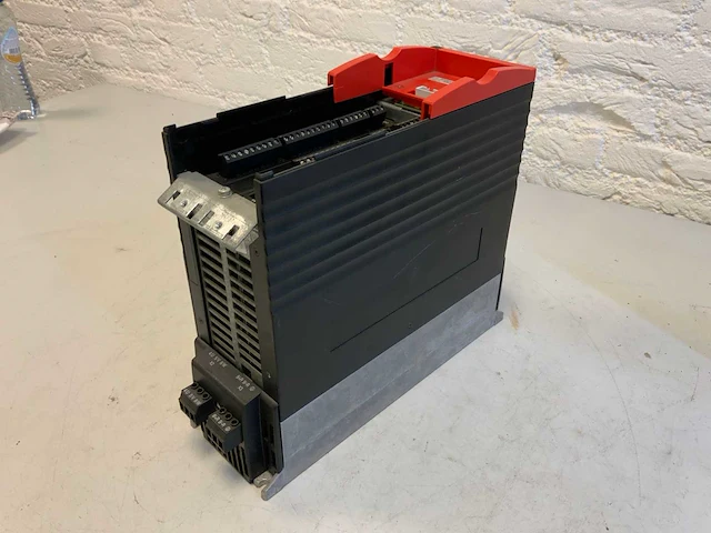 Sew eurodrive mds60a0015-5a3-4-00 inverter - afbeelding 1 van  11