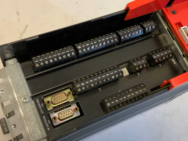 Sew eurodrive mds60a0015-5a3-4-00 inverter - afbeelding 9 van  11
