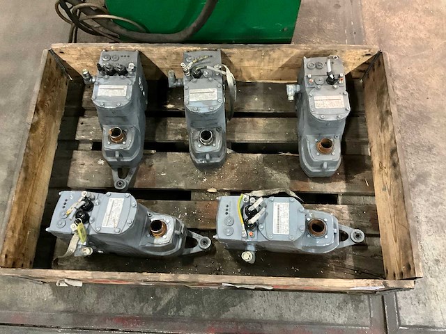 Sew eurodrive mgf11t2 reductormotor - afbeelding 2 van  5