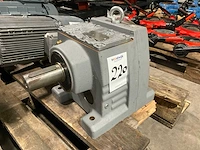 Sew-eurodrive r87/a tandwielkast - afbeelding 1 van  2