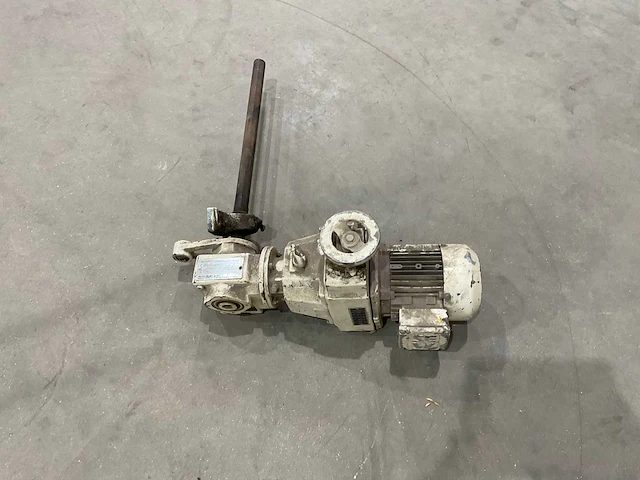 Sew-eurodrive sa32 t d16 variabele overbrenging - afbeelding 4 van  5