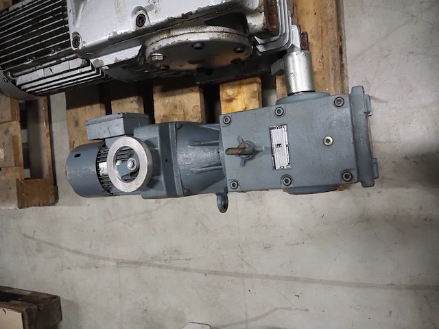 Sew eurodrive / vector - afbeelding 9 van  12