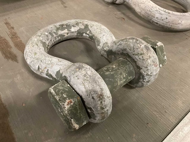 Shackle - afbeelding 1 van  2
