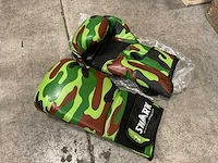 Shark 16oz paar bokshandschoenen (5x) - afbeelding 2 van  2