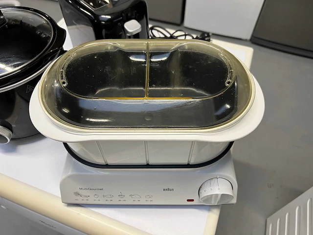 Sharp - sharp koelkast + braun multigourmet + inventum magnetron - afbeelding 2 van  23