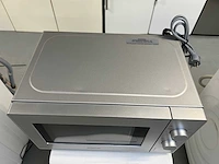 Sharp - sharp koelkast + braun multigourmet + inventum magnetron - afbeelding 9 van  23