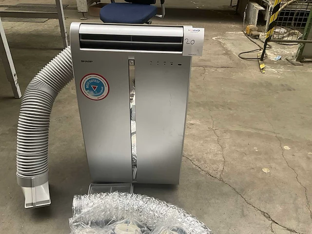 Sharp cv-p09fr mobiele airco - afbeelding 2 van  8