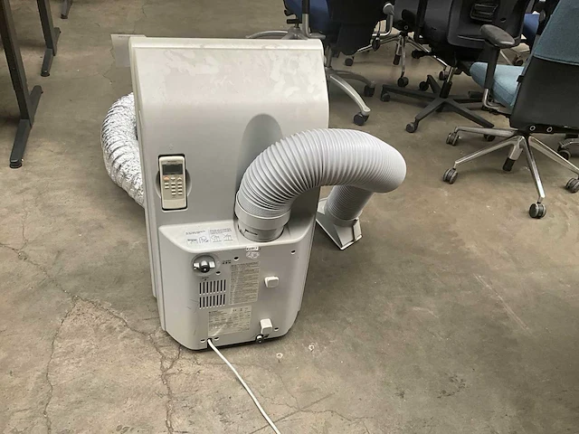 Sharp cv-p09fr mobiele airco - afbeelding 4 van  8
