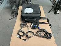 Sharp pg-f312x projector lcd - afbeelding 7 van  8