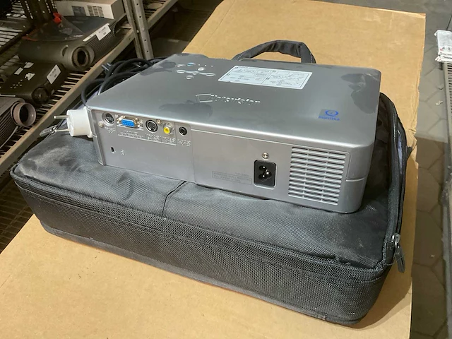 Sharp projector - afbeelding 3 van  5