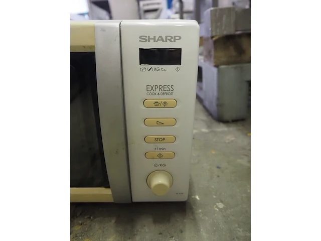 Sharp - afbeelding 6 van  7