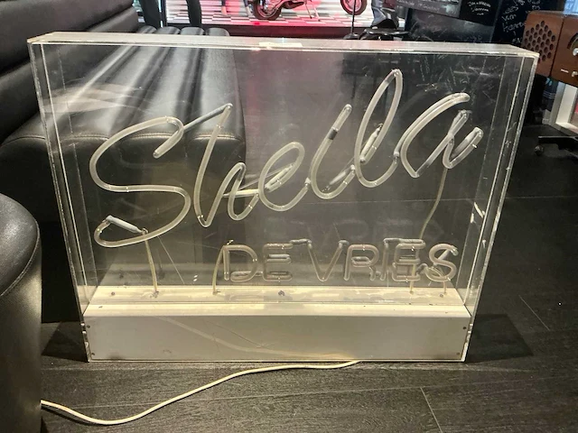 Sheila de vries reclame - afbeelding 2 van  5