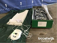 Shelter overkapping / tent tussen 2 containers - afbeelding 4 van  18