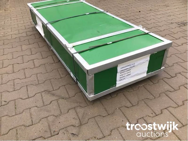 Shelter overkapping / tent tussen 2 containers - afbeelding 13 van  18