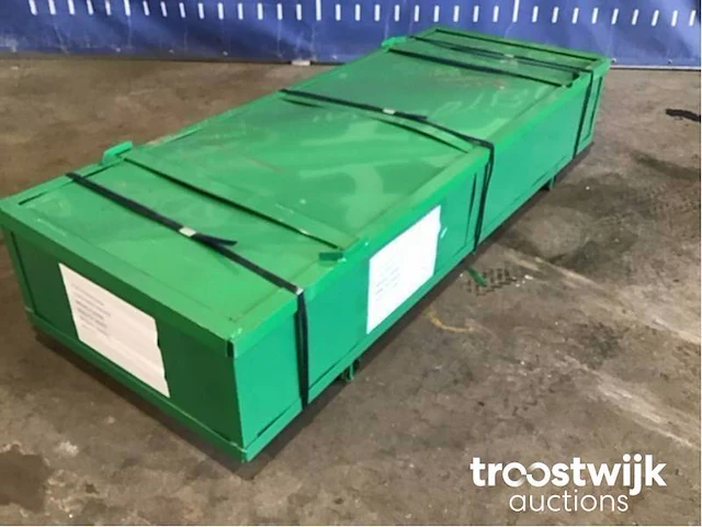 Shelter overkapping / tent tussen 2 containers - afbeelding 17 van  18
