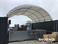 Shelter overkapping / tent tussen 2 containers - afbeelding 1 van  25