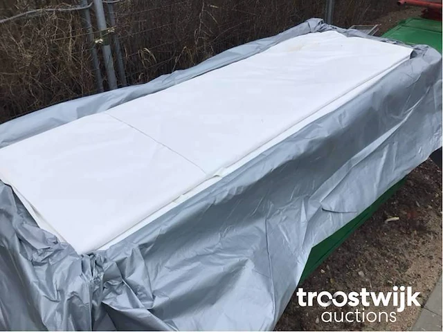 Shelter overkapping / tent tussen 2 containers - afbeelding 4 van  14