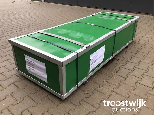 Shelter overkapping / tent tussen 2 containers - afbeelding 1 van  14