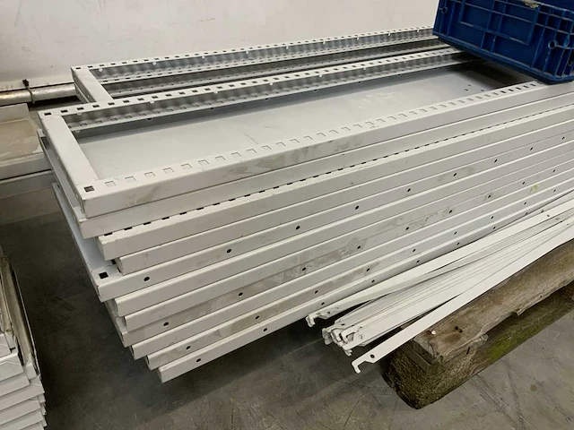 Shelving - afbeelding 3 van  8