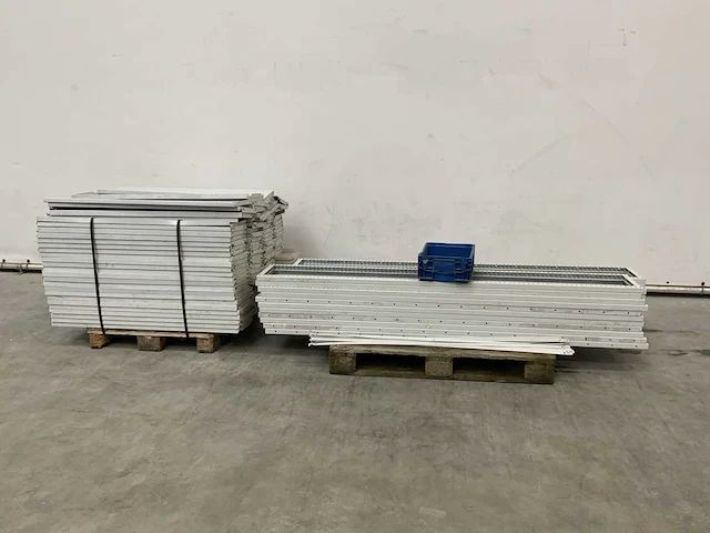Shelving - afbeelding 6 van  8